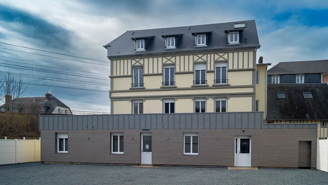 Photos de la résidence étudiante Cosy à Lisieux avec son parking gratuit et privé